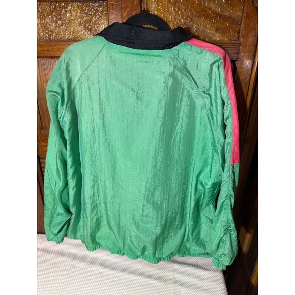 Vintage multi color windbreaker sz 20w or 2X retro vibe. - Picture 2 of 6
